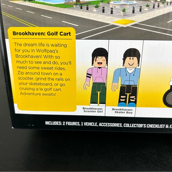 Roblox Brookhaven Golf Cart Figure Set With Exclusive Virtual Item - Picture 13 of 16